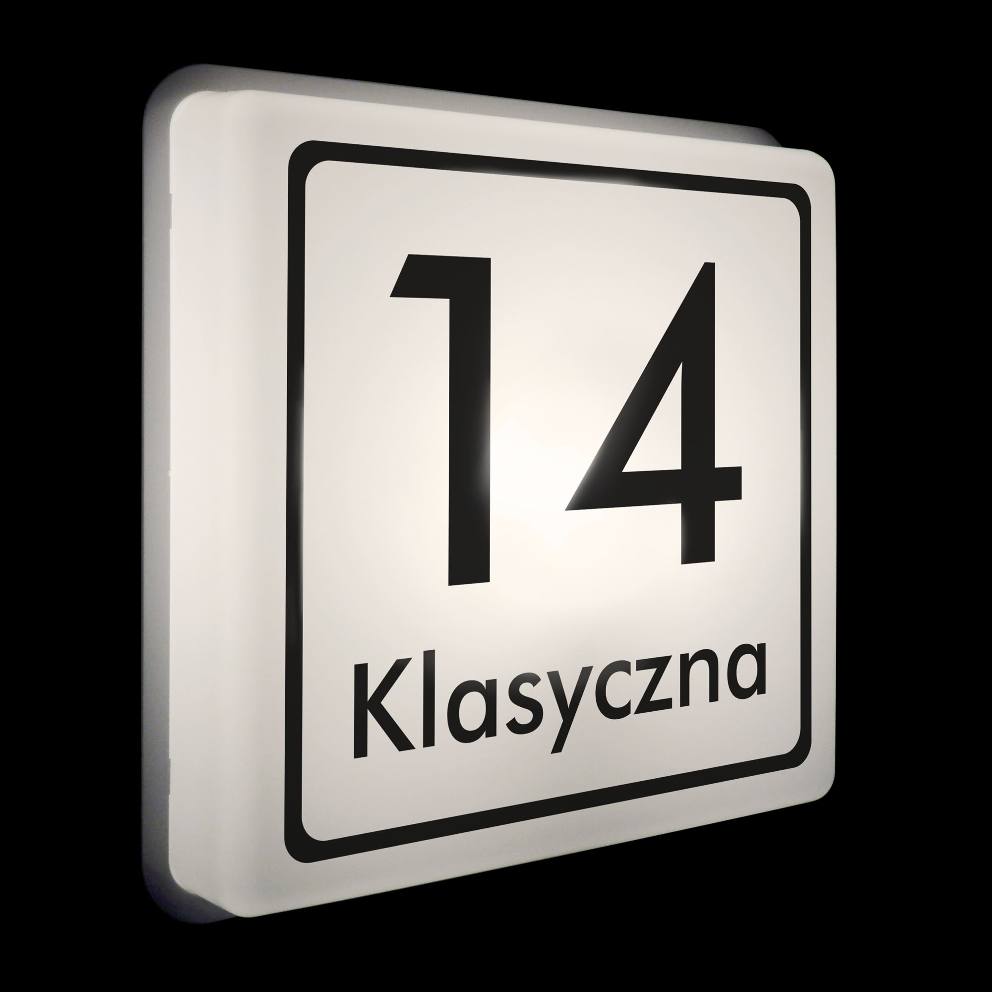 Nowoczesny podświetlany numer domu wzór K+ biała ramka maskującą. Sprawdzona konstrukcja odporna na warunki atmosferyczne.